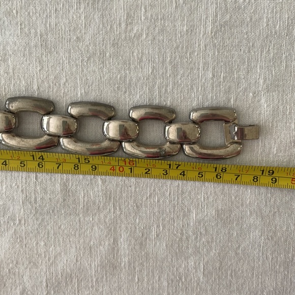 Vintage Silvertone Chunky Choker Made in Hong Kong - Picture 7 of 8